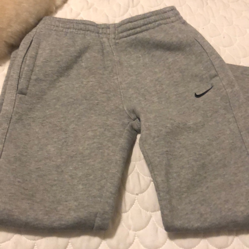 Good Condition Nike Pants  size 7/L